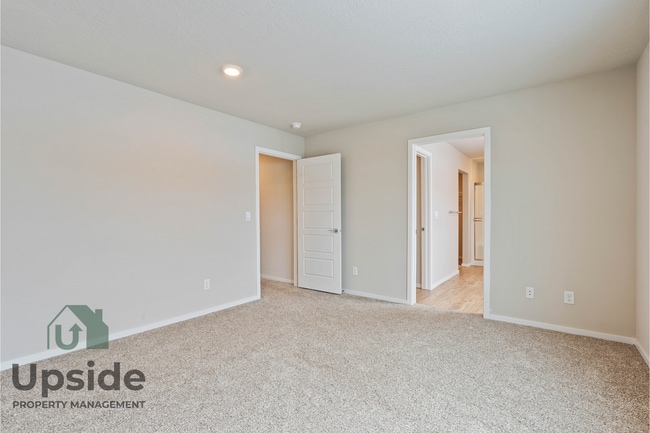 Building Photo - 20601 E Mdw Spg Lp