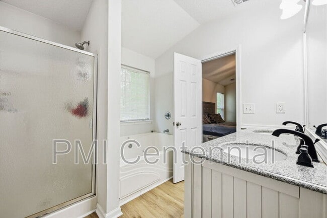 Building Photo - 2197 Capella Cir SW