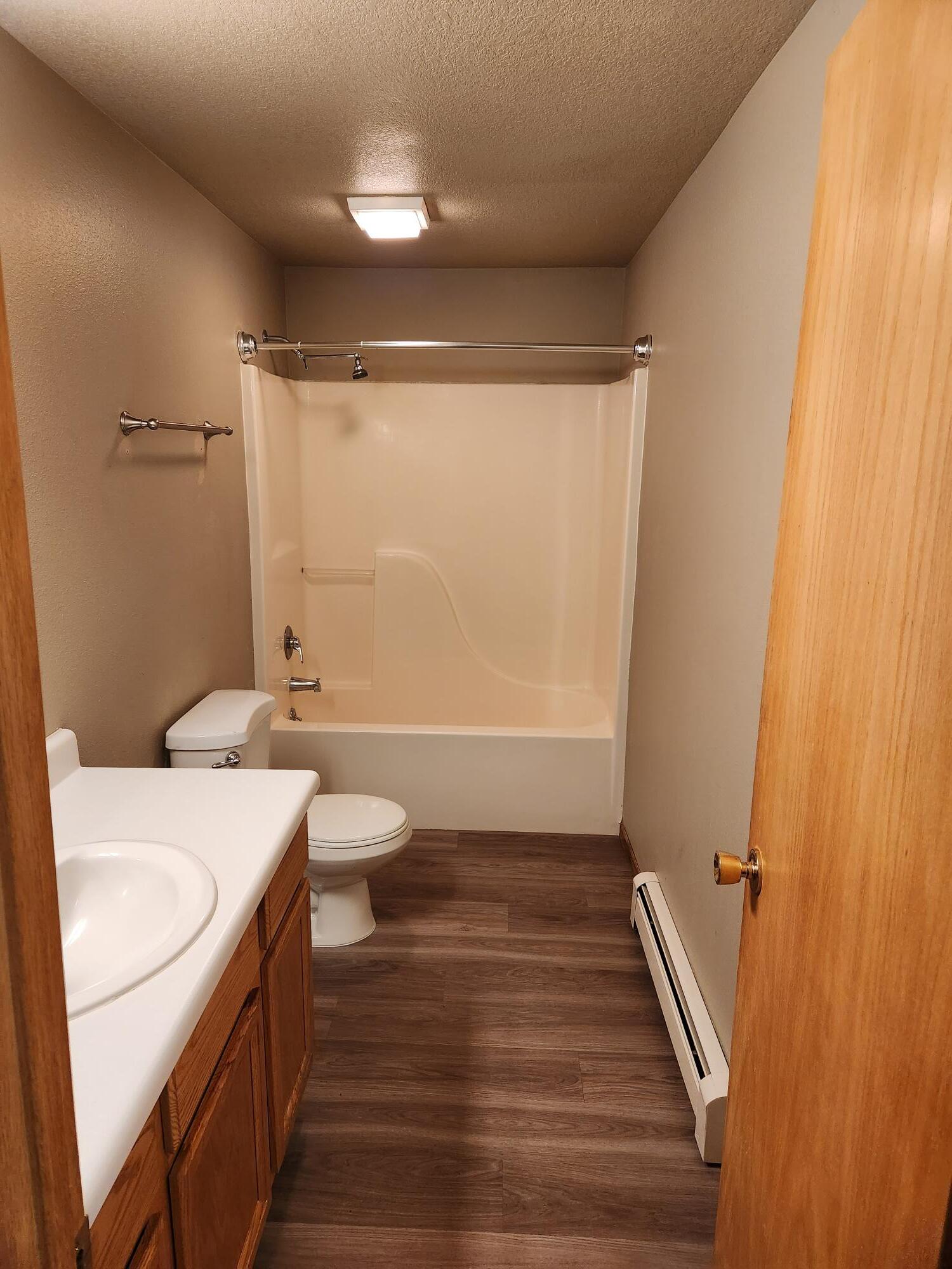 Building Photo - 341 Valley Grove Dr