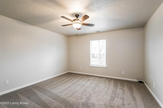 Building Photo - 8007 Apple Valley Dr