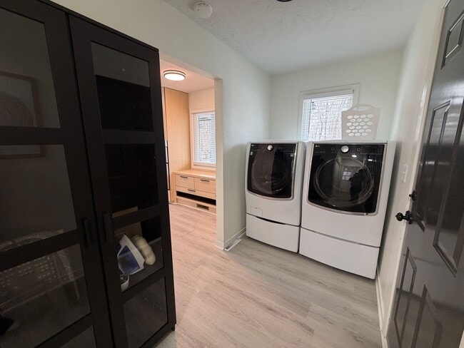 Building Photo - Modern Westfield Ranch | Game Room | Fenced Yard | Near Grand Park