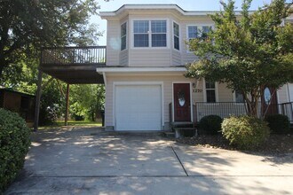 Building Photo - Large Deck off Living Room / Fridge Included /Located Between Gruene & Downtown New Braunfels /CISD