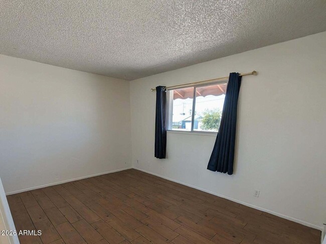 Building Photo - 1711 S Hardy Dr