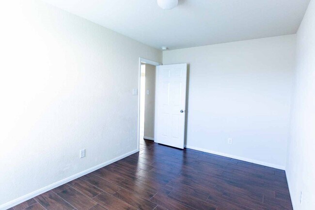 Building Photo - 15010 Rustler Gate Ln