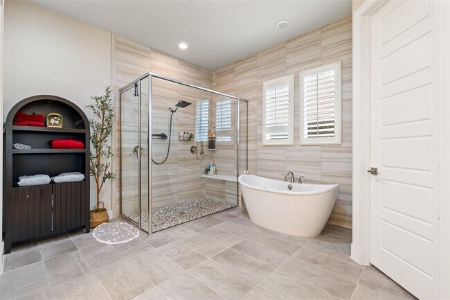 Building Photo - 1608 Carmine Dr