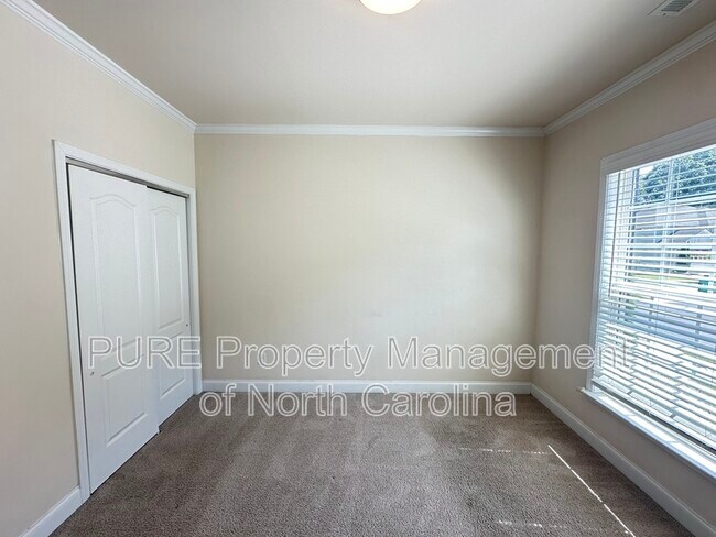 Building Photo - 5302 Tilley Manor Dr