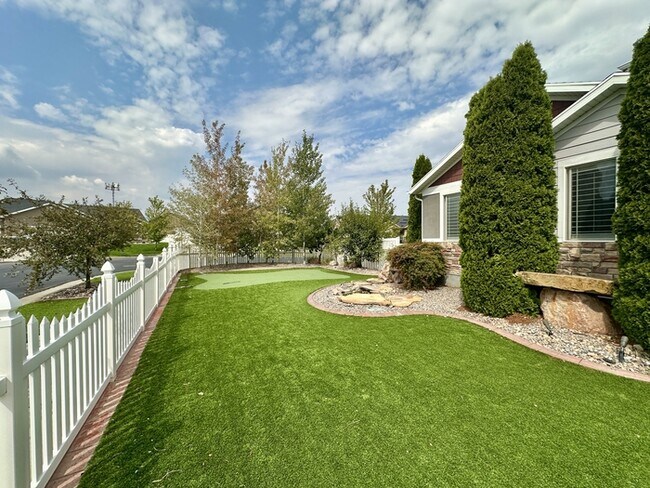 Building Photo - 6274 Copan Way