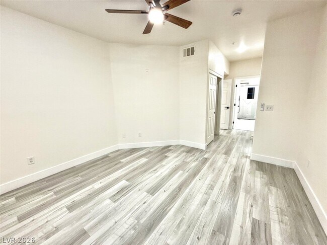 Building Photo - 7167 S Durango Dr
