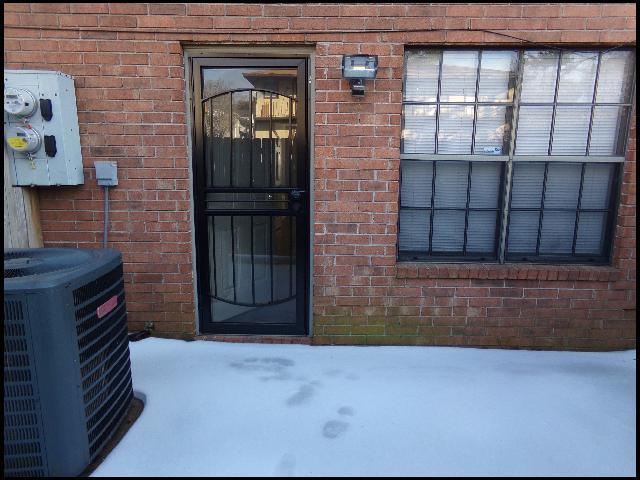 Building Photo - 1809 Reservoir Rd