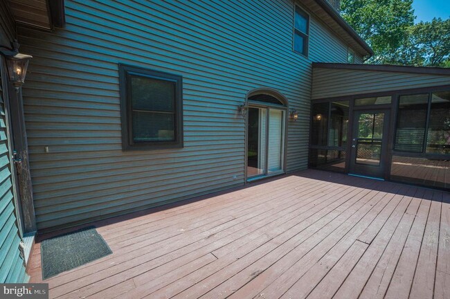 Building Photo - 5482 Royal Mile Blvd