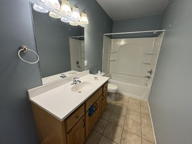 Building Photo - 1518 Park Ave