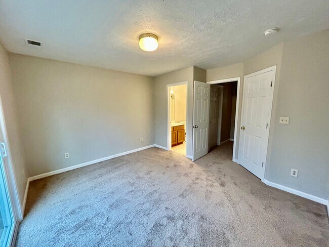 Building Photo - 219 Simba Way