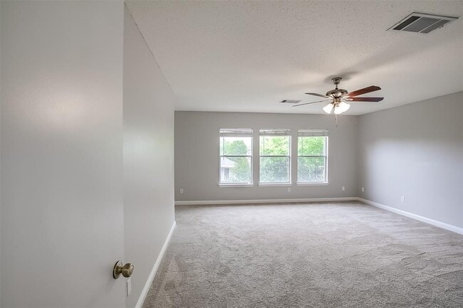 Building Photo - 2504 Byfield Dr