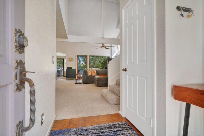 Building Photo - 45394 Lupine Ln
