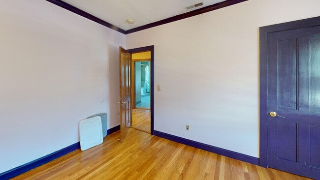 Building Photo - 55 Metropolitan Ave
