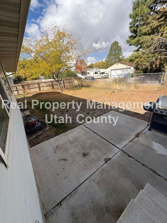 Building Photo - Newly updated home in Lehi