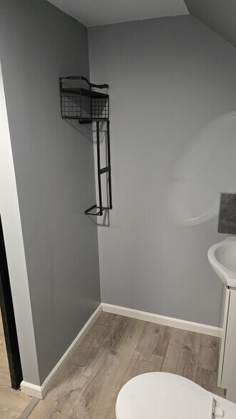 Building Photo - 1550 Richard Gordon Hatcher Blvd