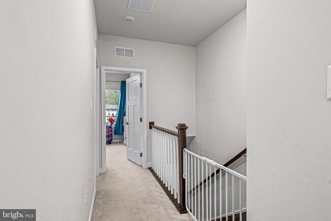 Building Photo - 117 Kenneth Ln