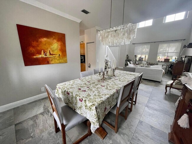 Building Photo - 4230 Palmetto Trail