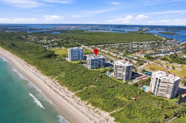 Building Photo - 2800 N Hwy A1A