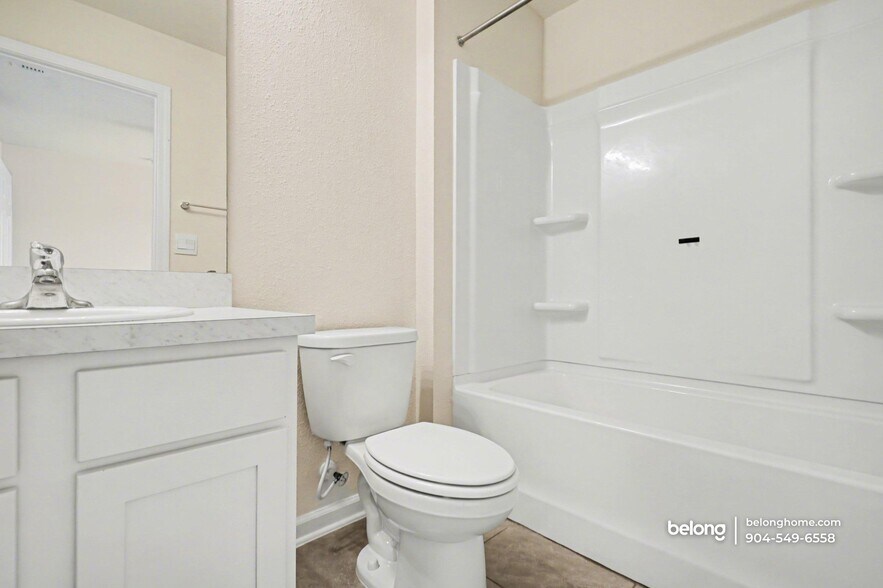 Building Photo - 86752 Shortline Cir