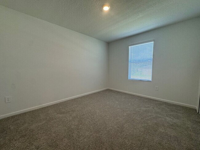 Building Photo - BRAND NEW CONSTRUCTION - 3 Bed 2 bath Sing...