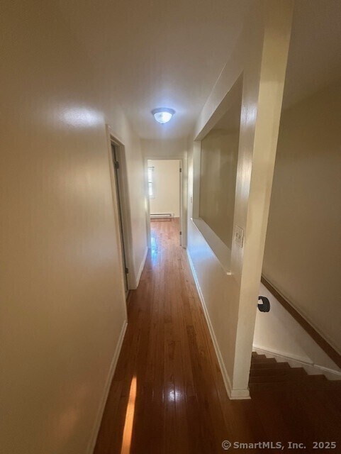 Building Photo - 7 Eden Dr