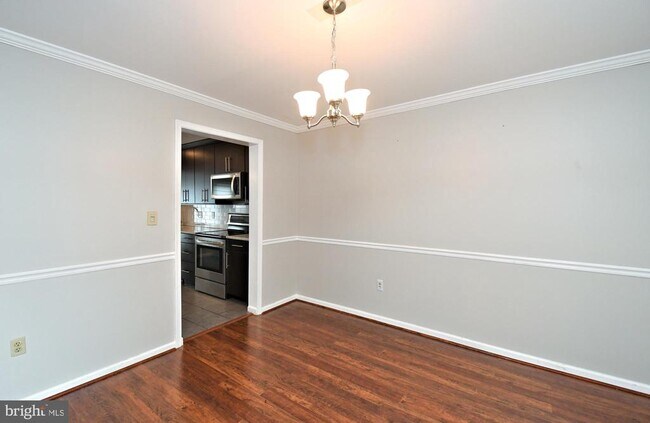 Building Photo - 4258 Red Oak Ct