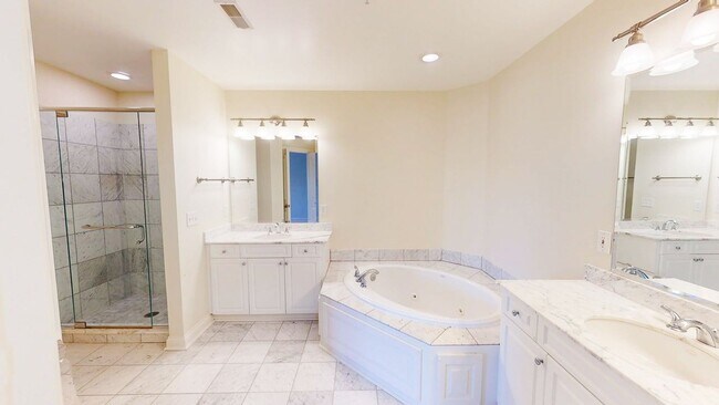 Building Photo - 5745 Newbank Cir