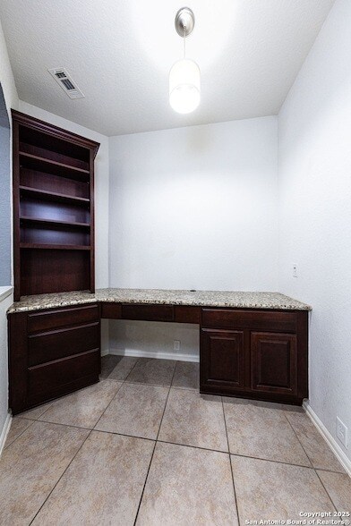 Building Photo - 12606 Texas Gold