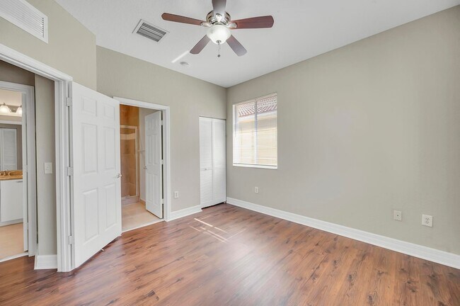 Building Photo - 40 SE Sedona Cir