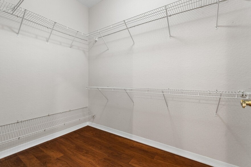 Building Photo - 3051 Grandiflora Dr