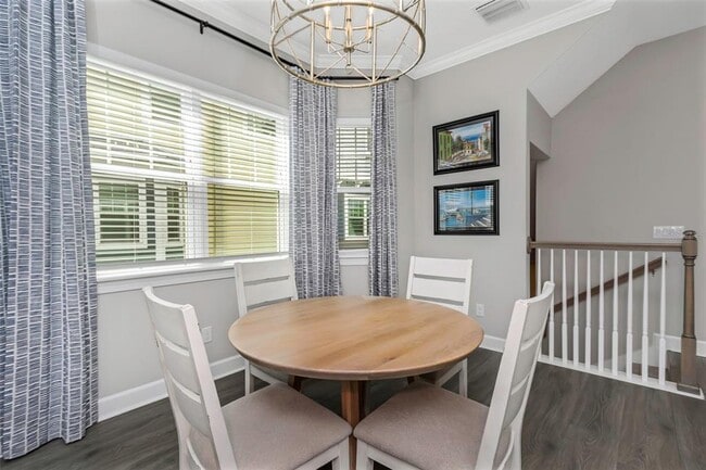 Building Photo - 4063 Rocky Shores Dr