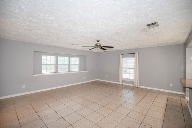 Building Photo - 10514 Sagemeadow Ct