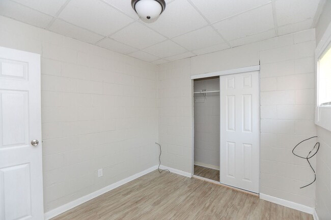 Building Photo - 2224 Marshall Ave