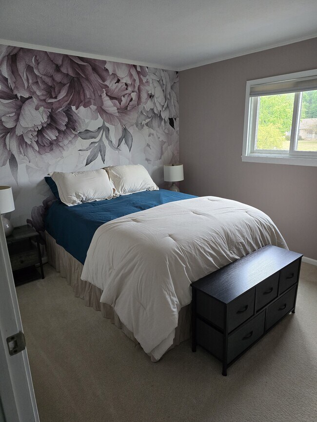 Building Photo - 5580 Creek Run Dr