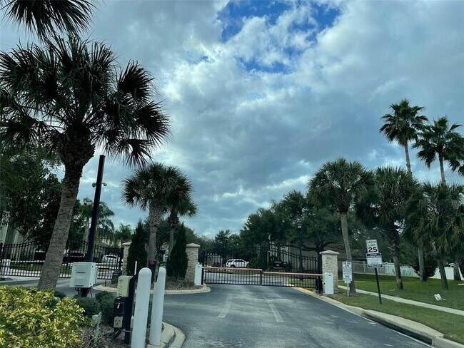 Building Photo - 9736 Osprey Landing Dr