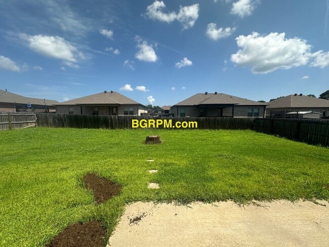 Building Photo - Great 4 Bedroom for rent!
