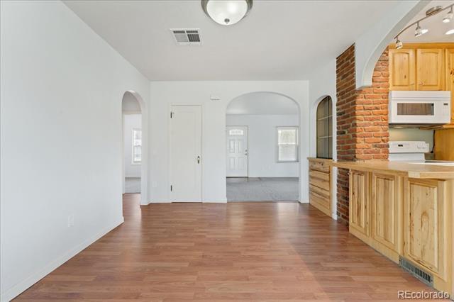 Building Photo - 1331 Ammons St