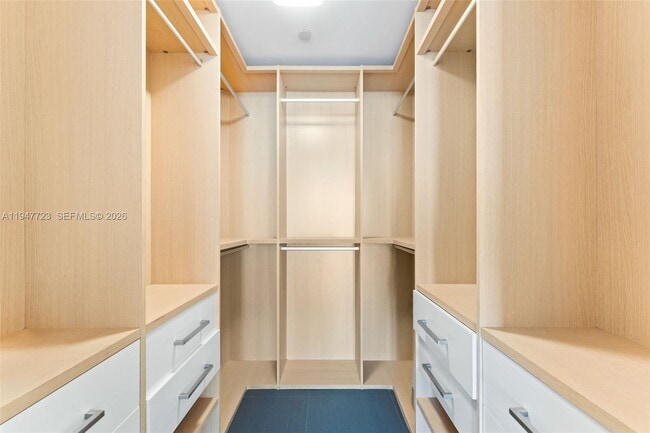 Building Photo - 1100 Biscayne Blvd