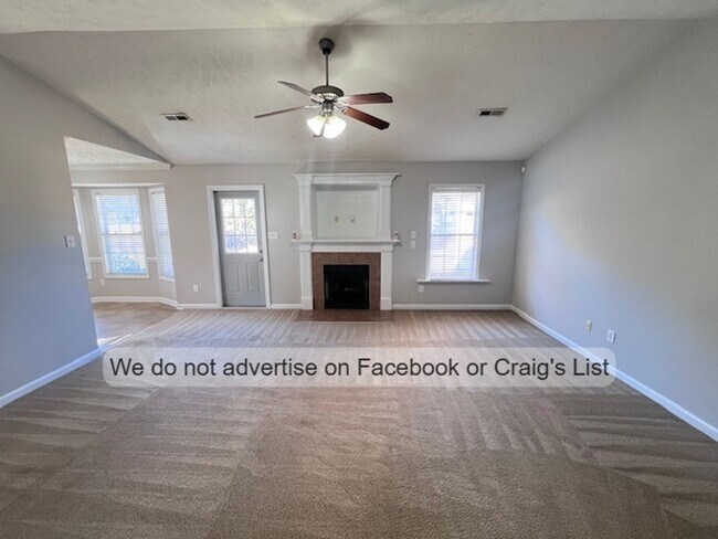 Building Photo - Saddle Ridge- Thackeray Drive