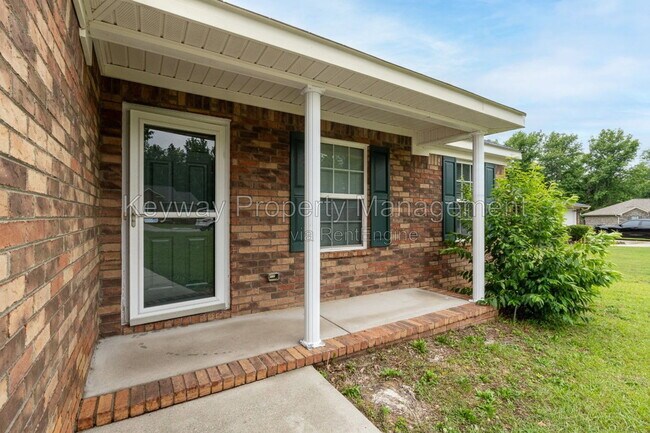 Building Photo - 1760 Tamarind Way