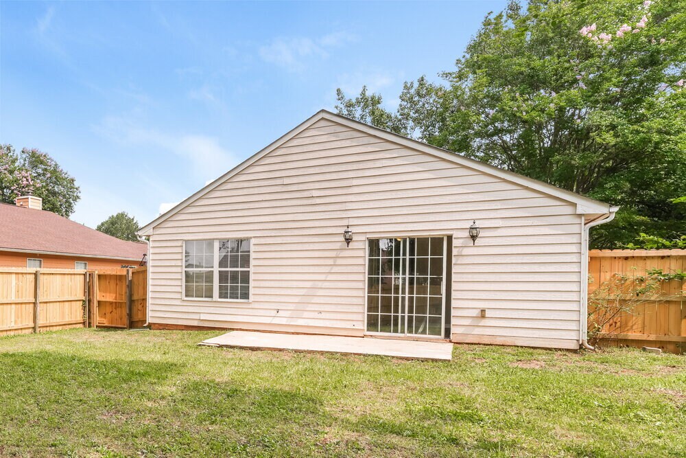 Building Photo - 6315 Klondike River Rd