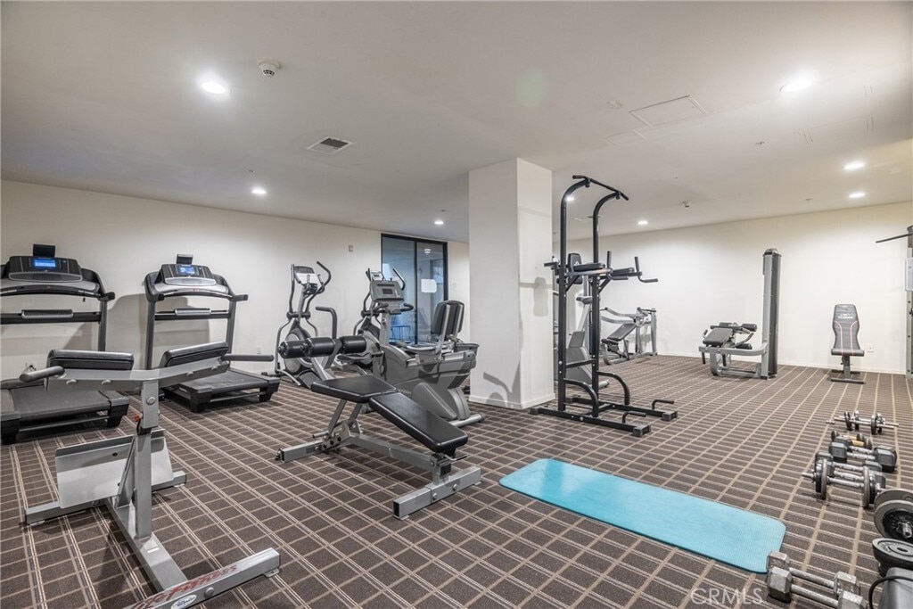 Gym - 625 S Berendo St