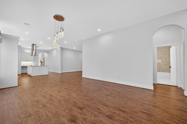 Building Photo - 95 Rd 5263B