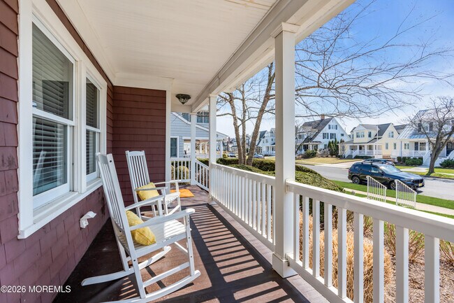 Building Photo - 111 Chicago Blvd