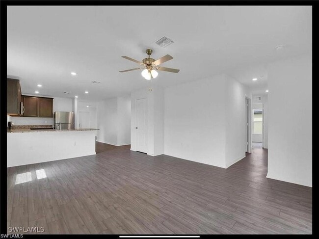 Building Photo - 184 Yager Cir