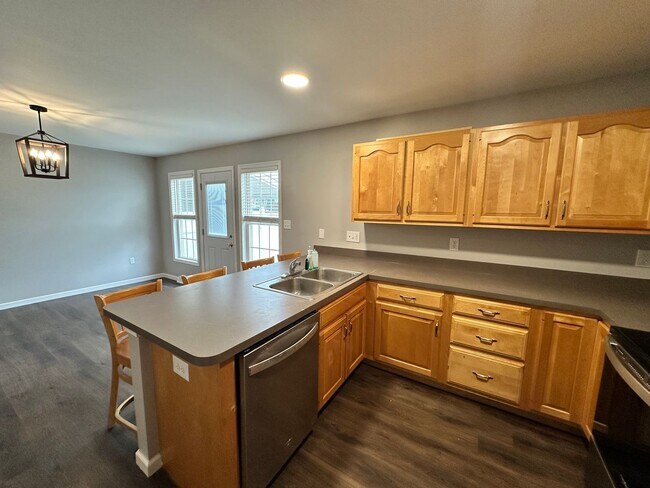 Building Photo - 206 Lighthouse Dr