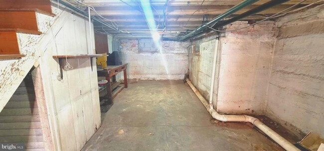 Building Photo - 1451 S Etting St