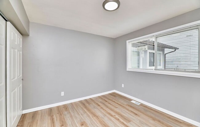 Building Photo - 7006 Shelton Ct